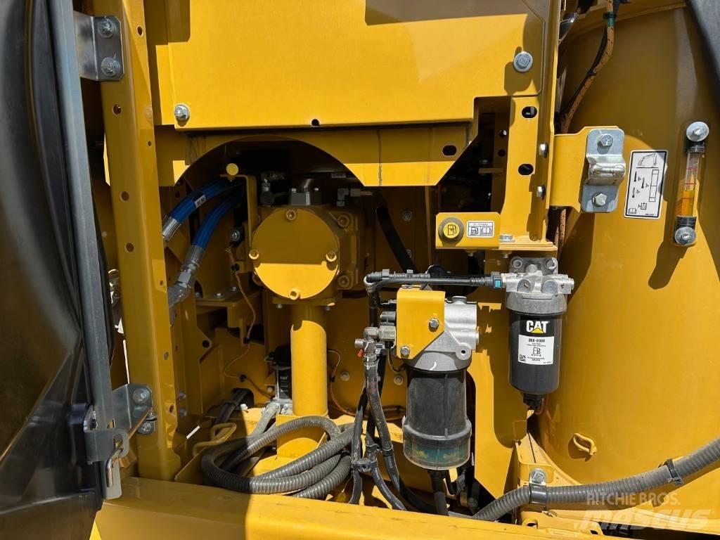 CAT 317 Lánctalpas kotrók