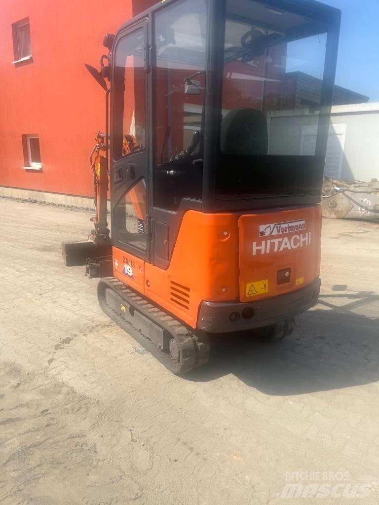 Hitachi ZX 19 Mini kotrók < 7t