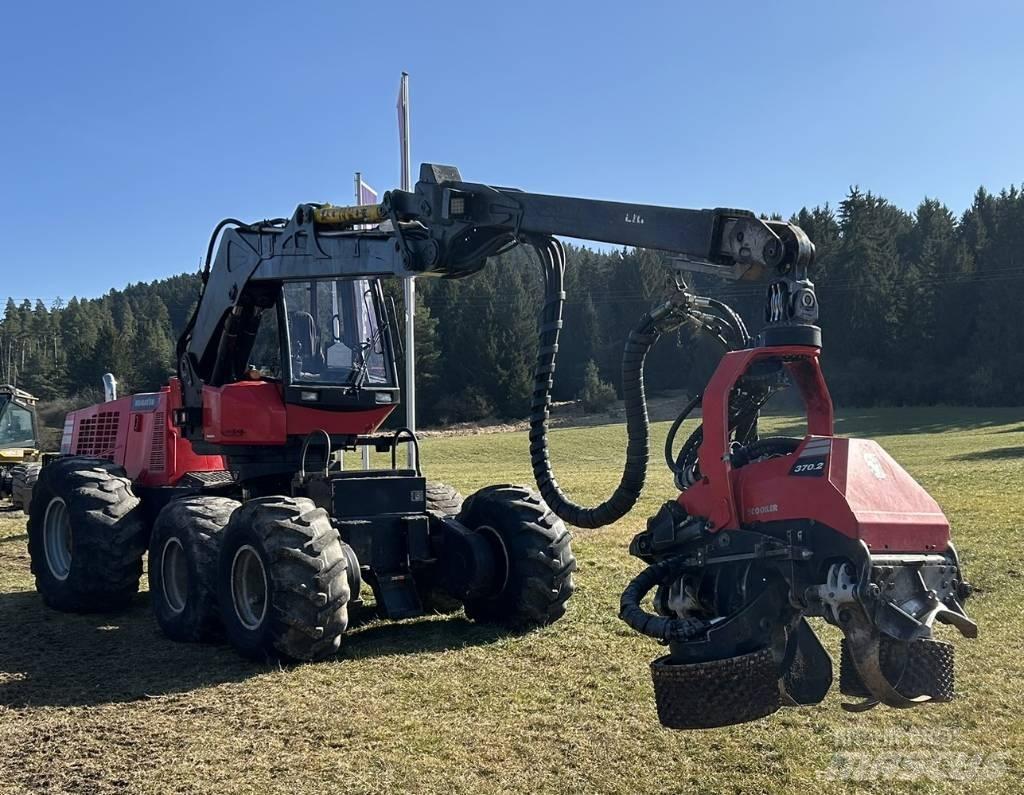 Komatsu 941 Betakarítók