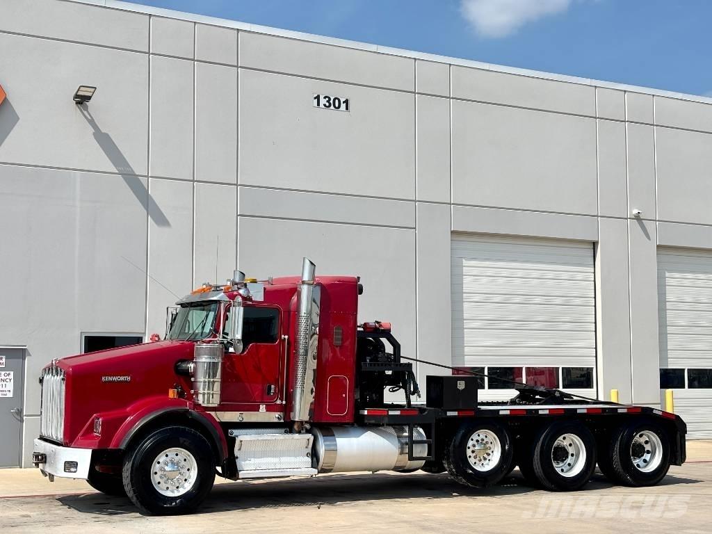 Kenworth T 800 Műszaki mentők