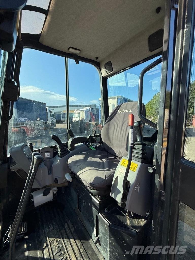 Kubota U 27-4 Mini kotrók < 7t
