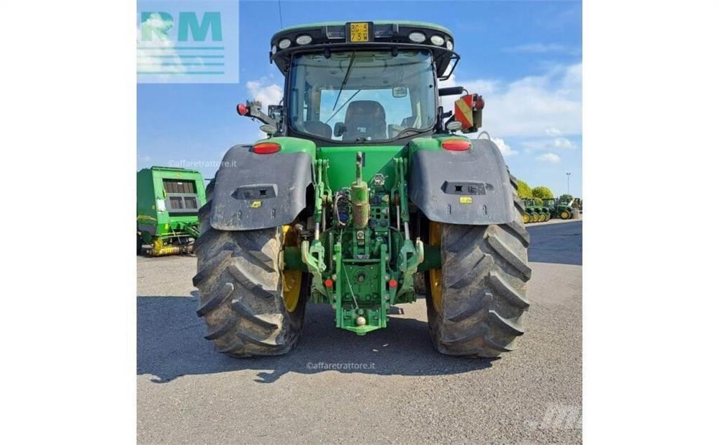 John Deere 7310 Traktorok