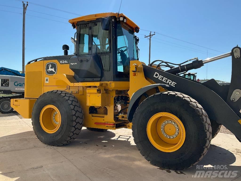 John Deere 624L Gumikerekes homlokrakodók