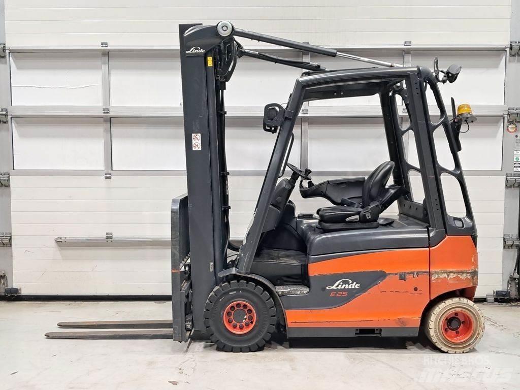Linde E25-01 Elektromos targoncák