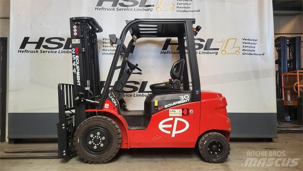  EFL303-S 2023 (demo) Elektromos targoncák