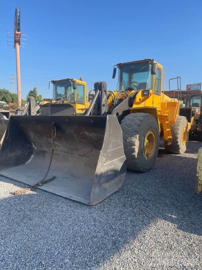 Volvo L 180 E Gumikerekes homlokrakodók