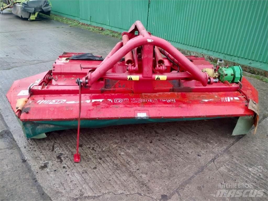 JF 2800 Öntöző Kaszák