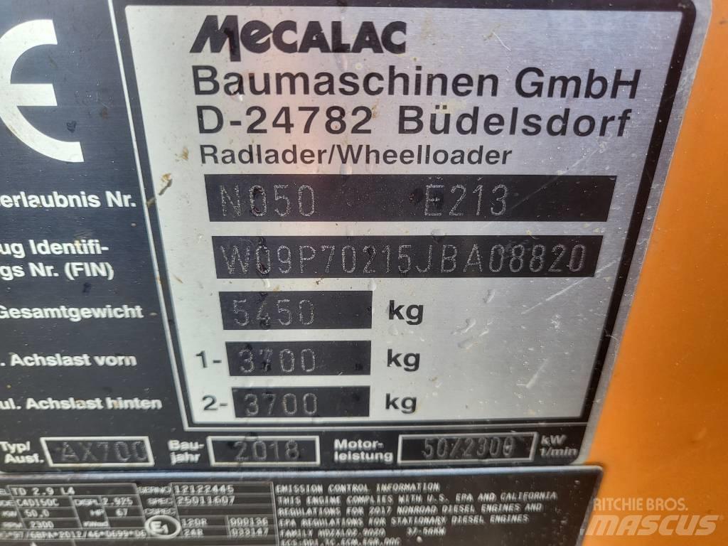 Mecalac AX 700 Gumikerekes homlokrakodók