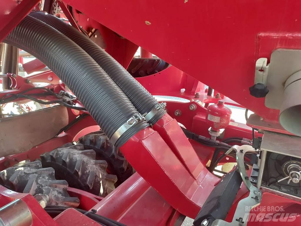 Horsch Pronto 8 DC Sorvetőgép