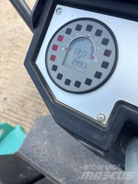 Ammann ARX 26 Ikerdobos hengerek