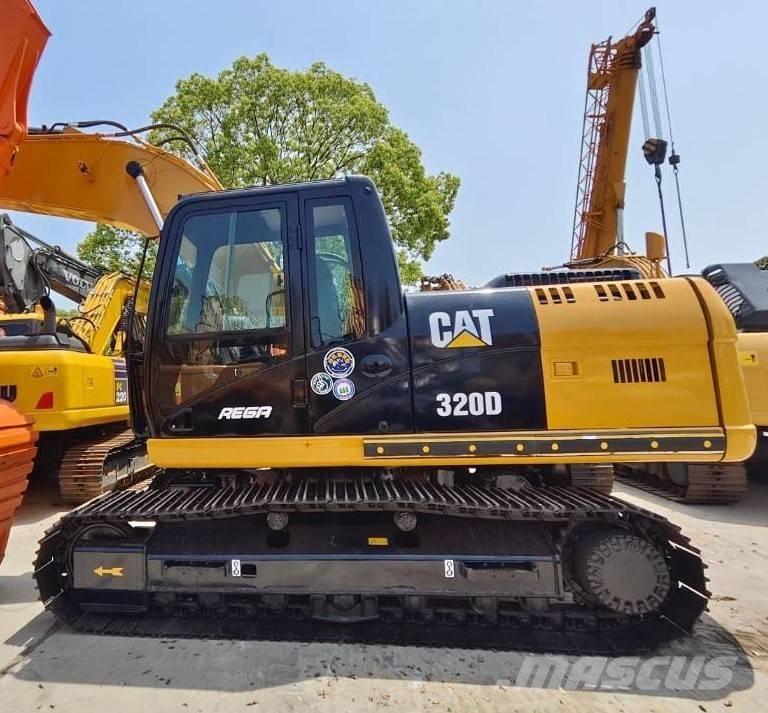 CAT 320 D Lánctalpas kotrók