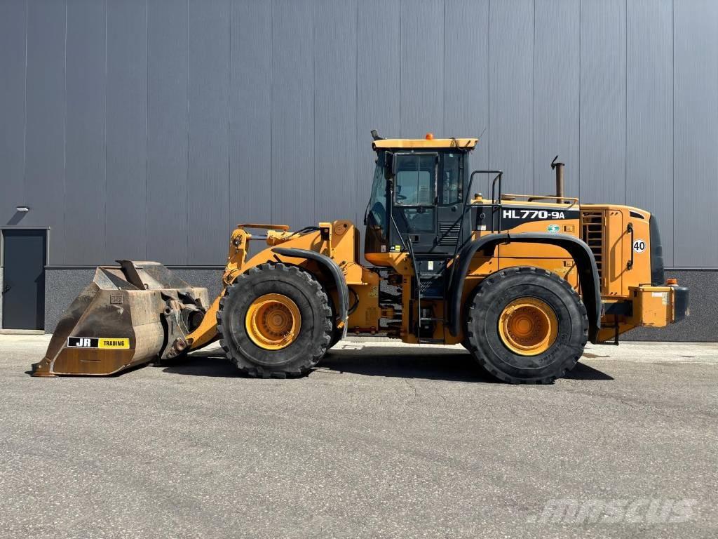 Hyundai HL 770-9 A Gumikerekes homlokrakodók