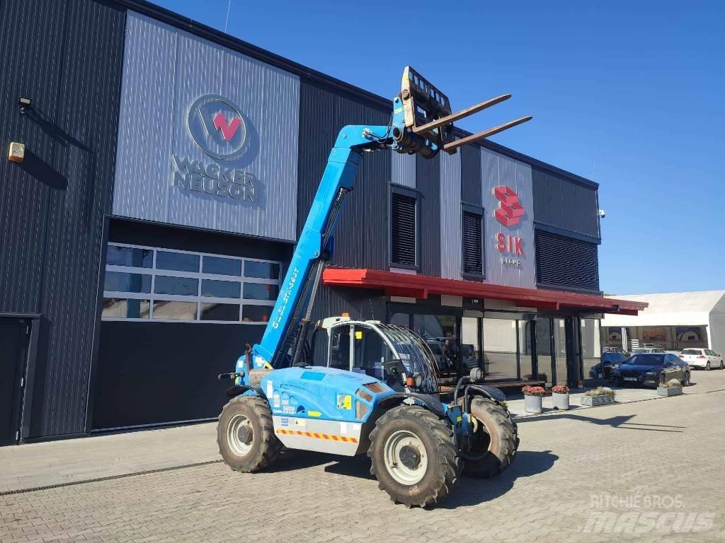 Genie TerexGTH3007 Teleszkópos gumikerekes rakodók