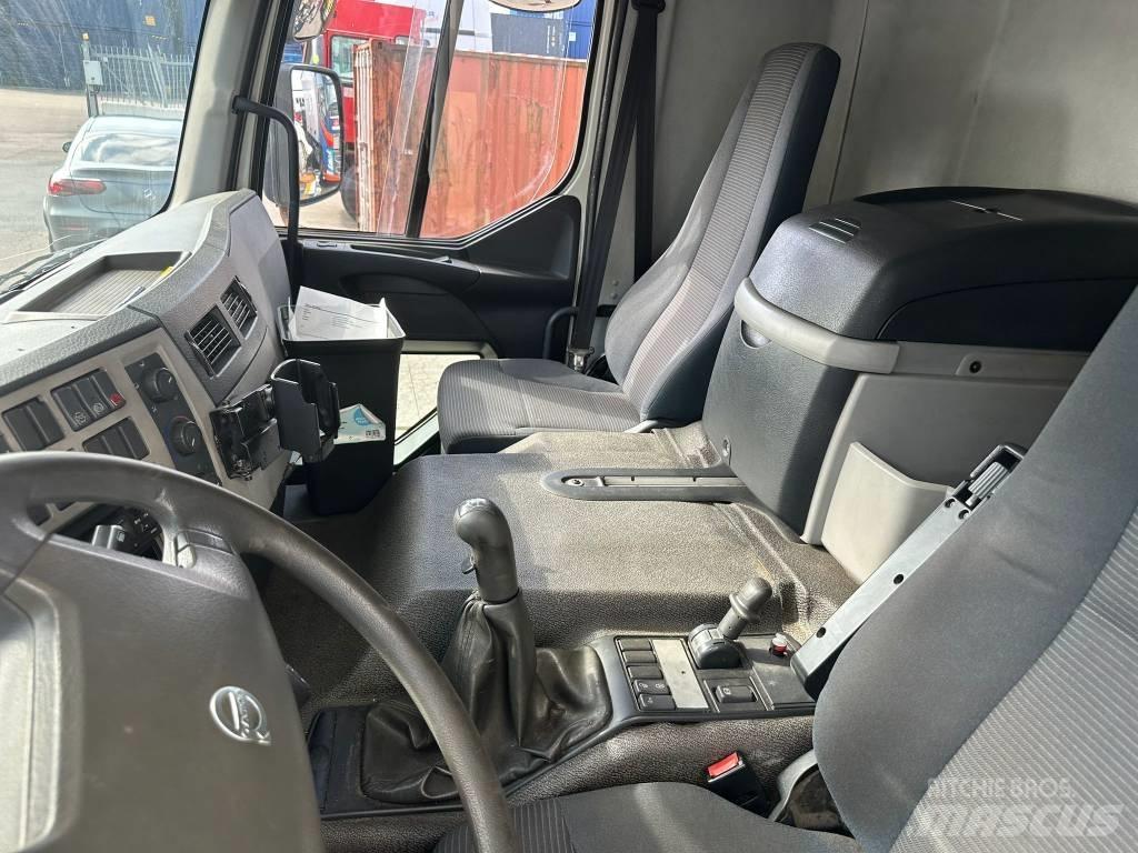 Volvo FE 300 Fülkés alváz