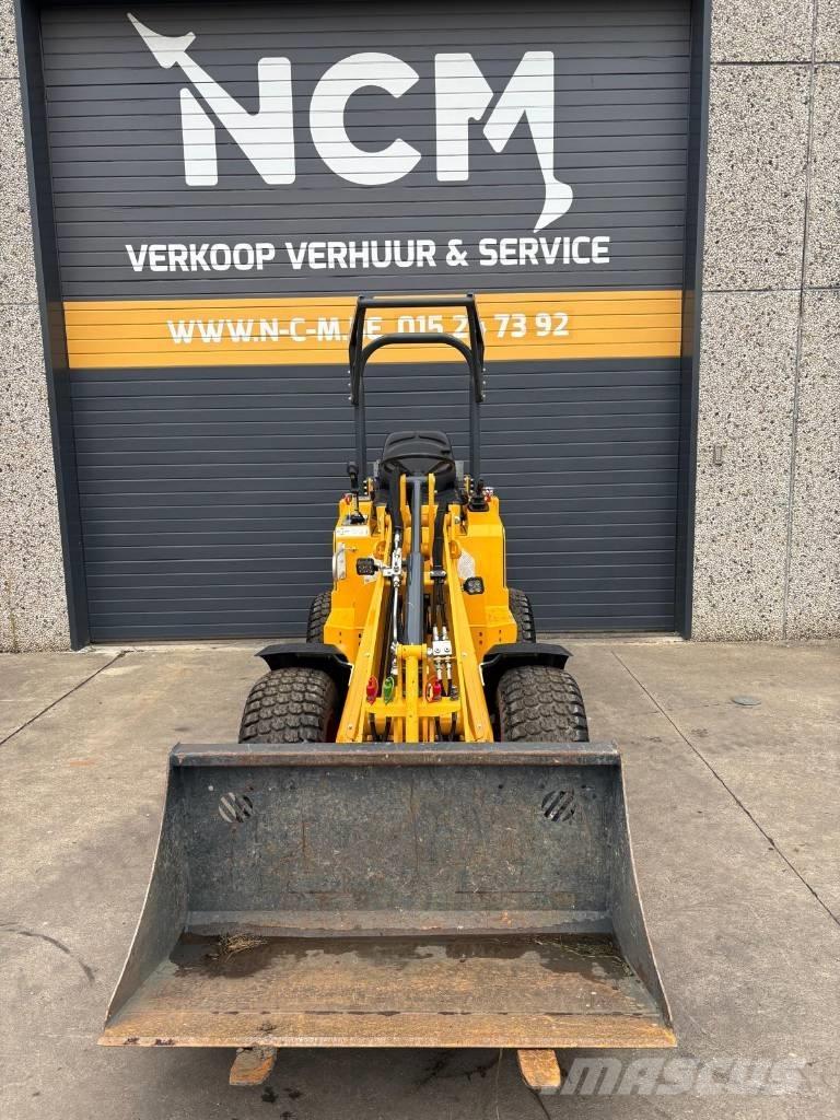 Knikmops KM 130 Gumikerekes homlokrakodók