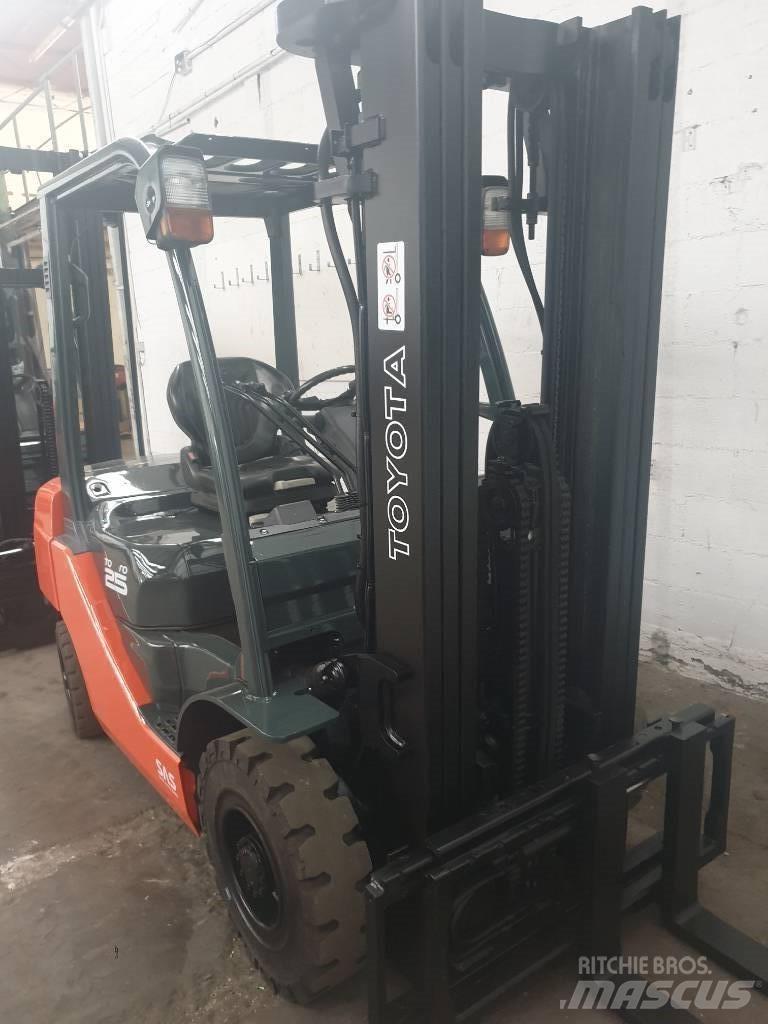 Toyota 52-8 FD 25 Dízel targoncák