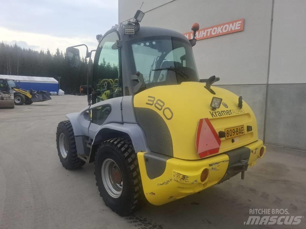 Kramer 380 Gumikerekes homlokrakodók