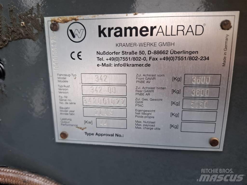 Kramer 380 Gumikerekes homlokrakodók