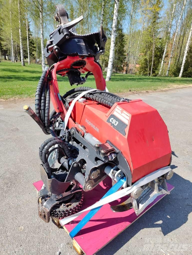 Komatsu C 93 Betakarító fejek