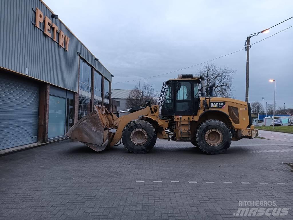 CAT 950GC Gumikerekes homlokrakodók