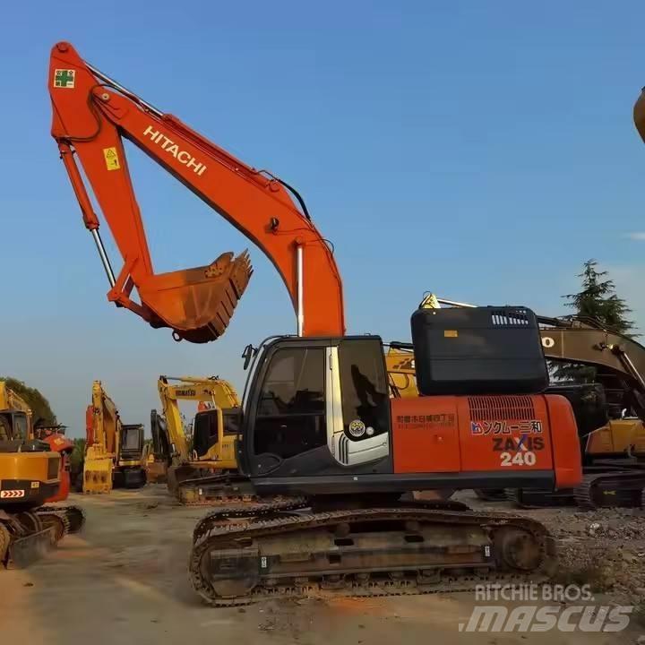 Hitachi ZX240 Lánctalpas kotrók