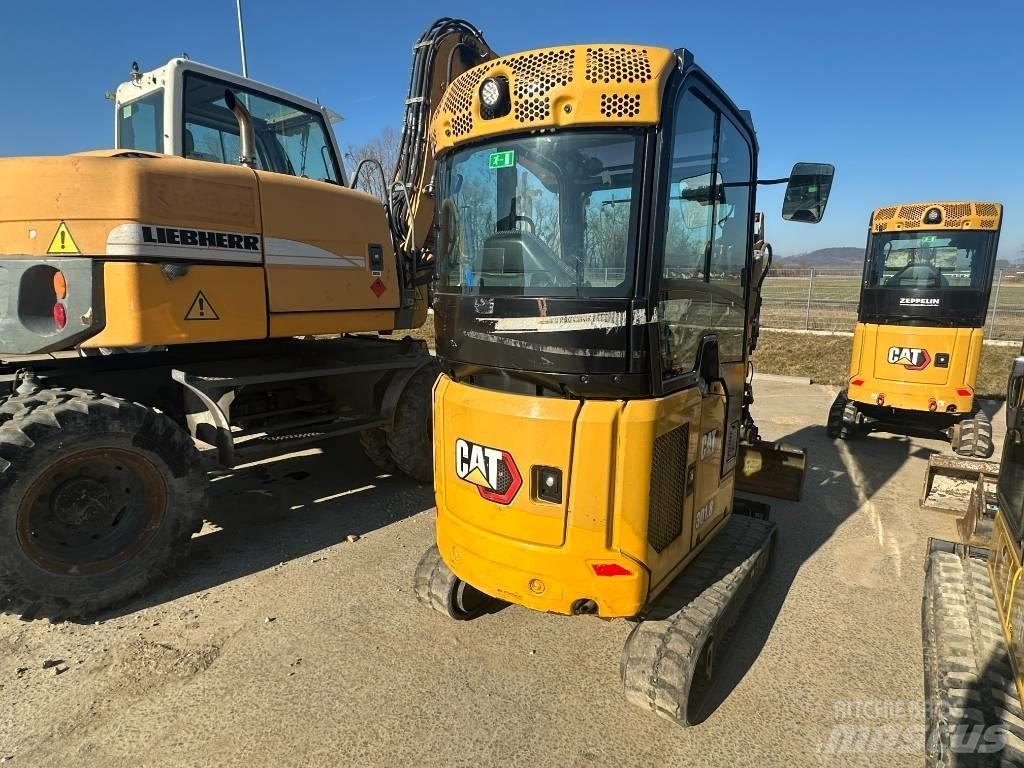 CAT 301.8 Mini kotrók < 7t