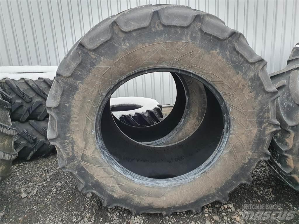 Mitas 710/70R38 x2 Gumiabroncsok, kerekek és felnik