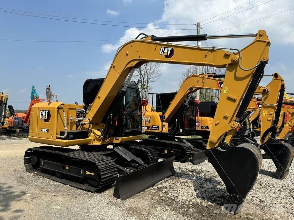 CAT 307 E2 Lánctalpas kotrók
