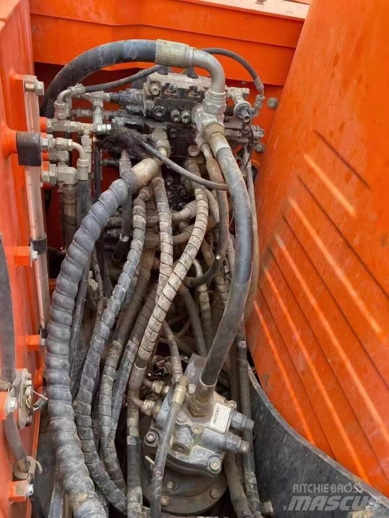 Doosan DX 75-9 Lánctalpas kotrók