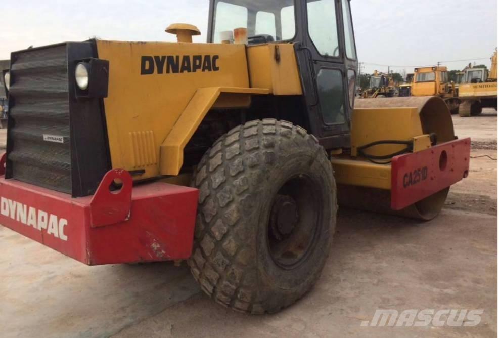 Dynapac CA 251 D Egydobos hengerek