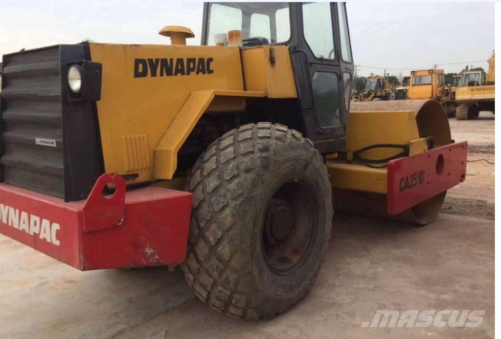 Dynapac CA 251 D Egydobos hengerek