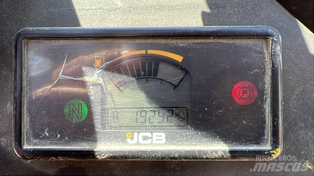 JCB 9TFT Mezei dömperek