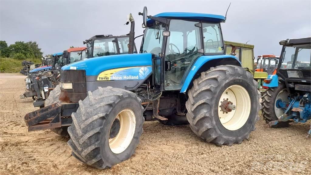 New Holland TM190 Traktorok