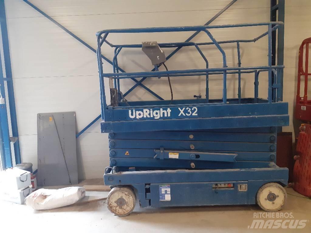 UpRight X 32 Ollós emelők