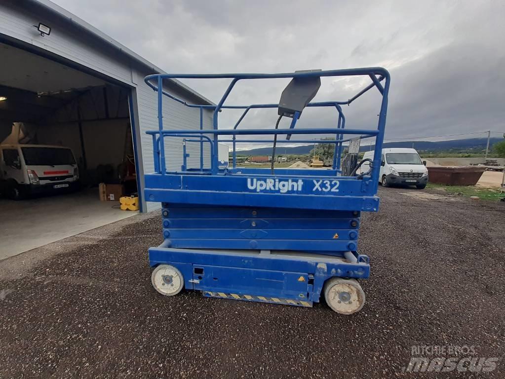 UpRight X 32 Ollós emelők