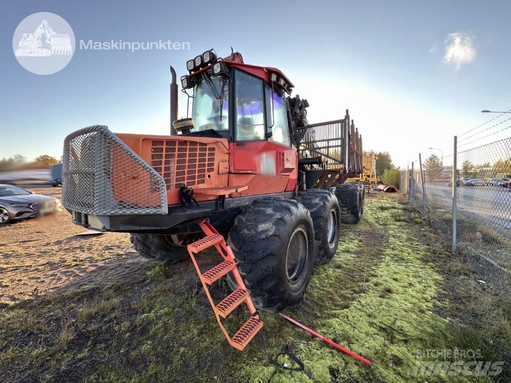 Valmet 890.3 Kihordók