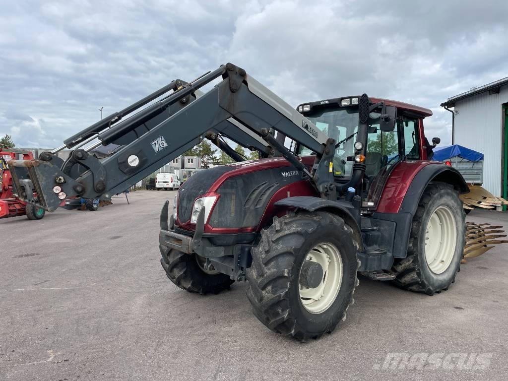 Valtra T 203 Traktorok