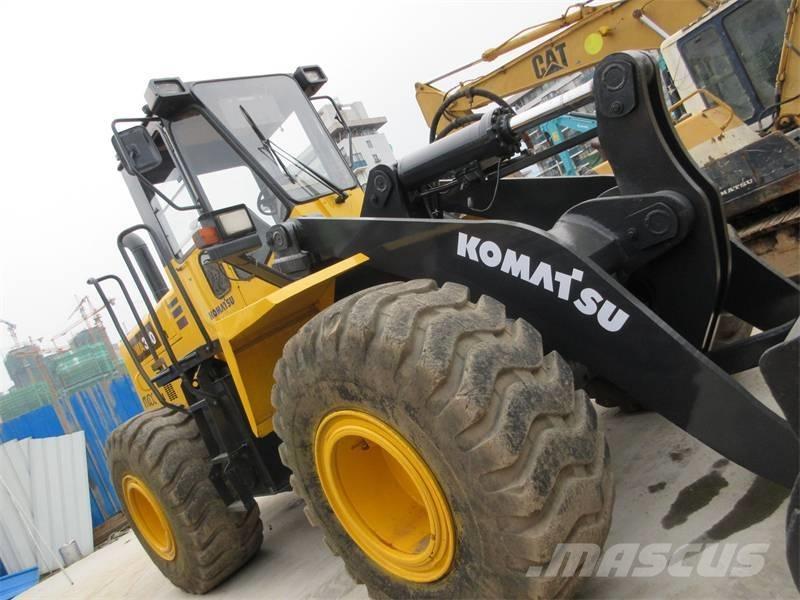 Komatsu WA 380 Gumikerekes homlokrakodók