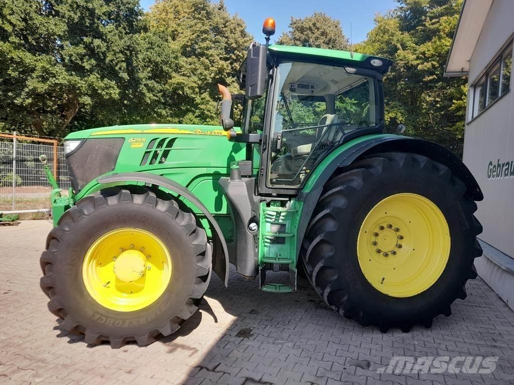 John Deere 6215R Traktorok