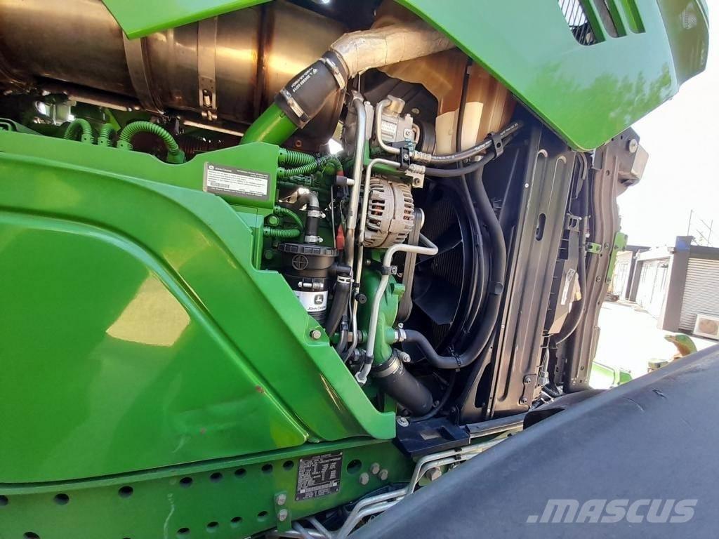 John Deere 6215R Traktorok