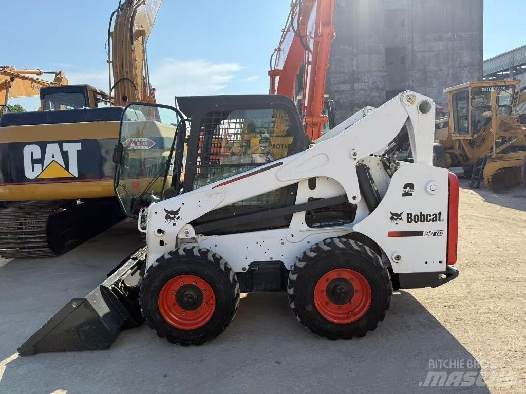 Bobcat S 770 Kompaktrakodók