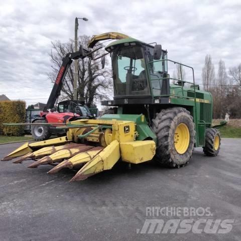 John Deere 6610 Önjáró szecskázók