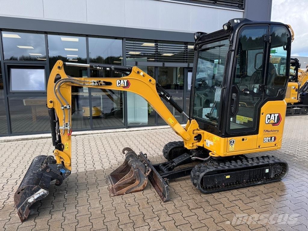 CAT 301.8 Mini kotrók < 7t