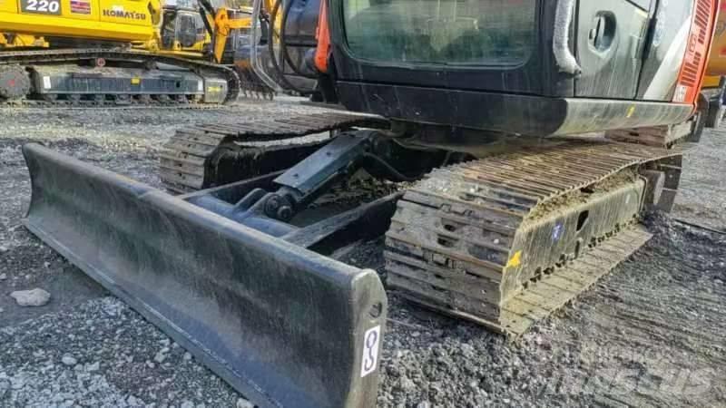 Hitachi ZX 60 Lánctalpas kotrók