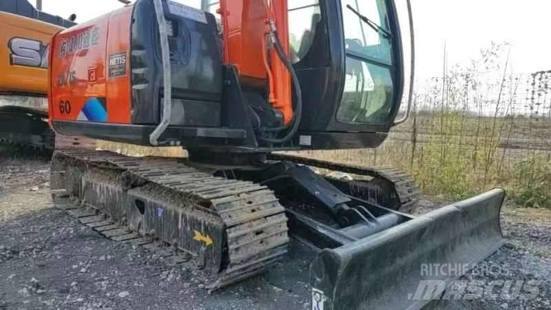 Hitachi ZX 60 Lánctalpas kotrók