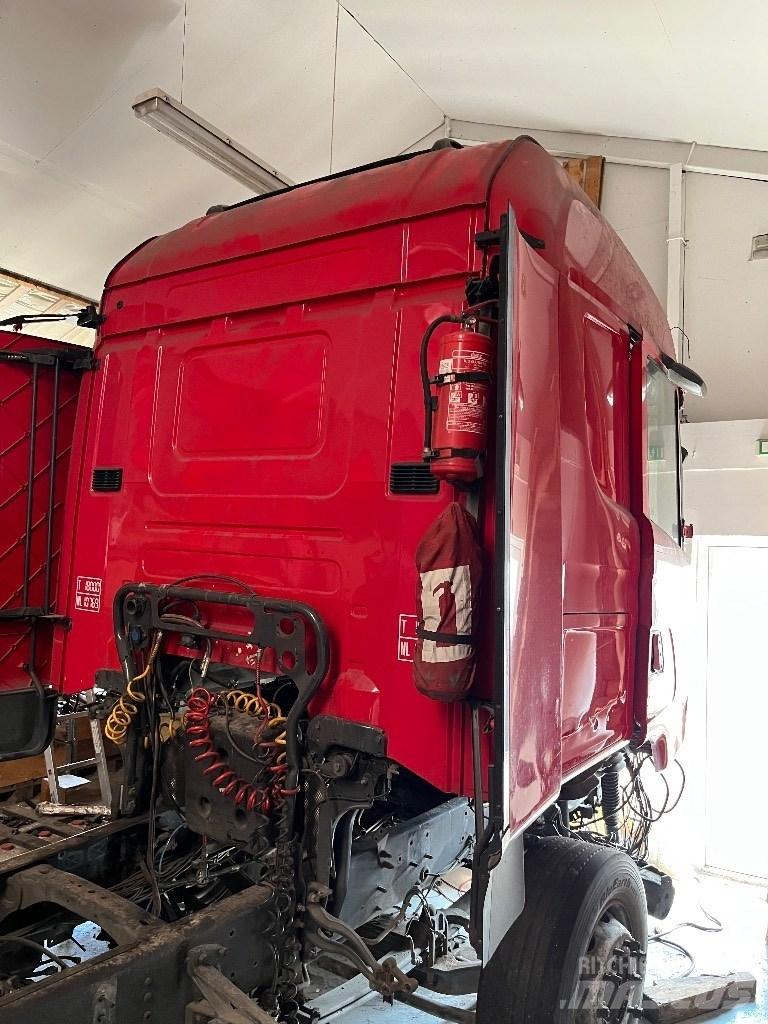 Scania CR19H Vezetőfülke és belső tartozékok