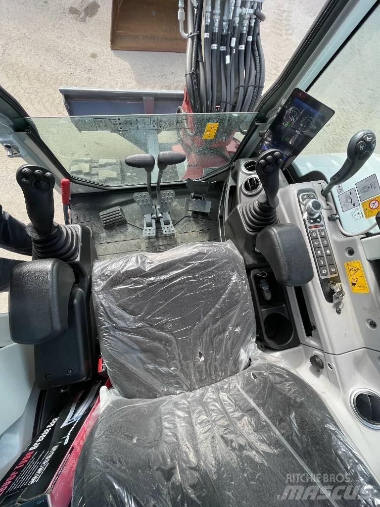 Takeuchi TB 350 R Mini kotrók < 7t