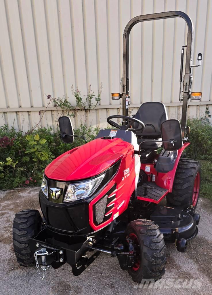 TYM TYM T255 Ráülős fűnyírók