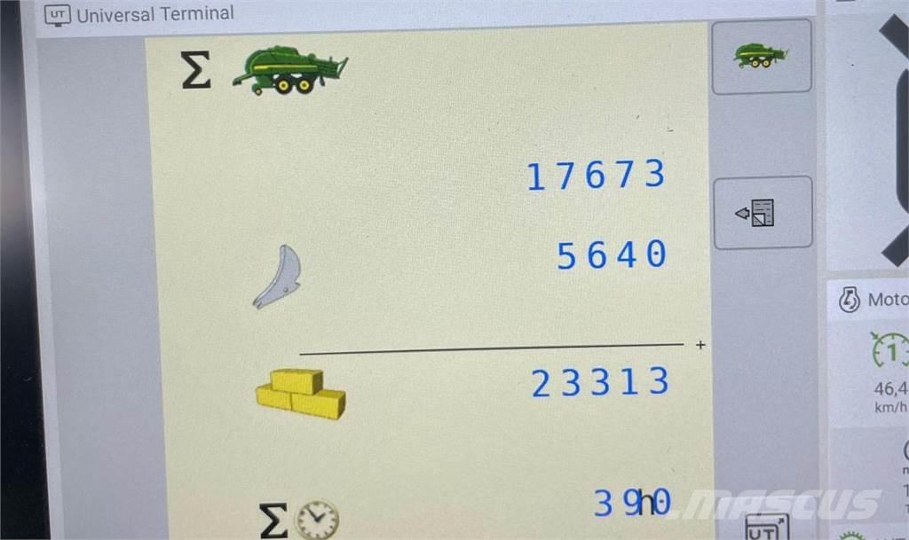 John Deere L624 Szögletes bálázók