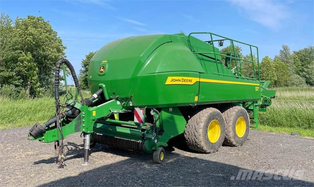John Deere L624 Szögletes bálázók